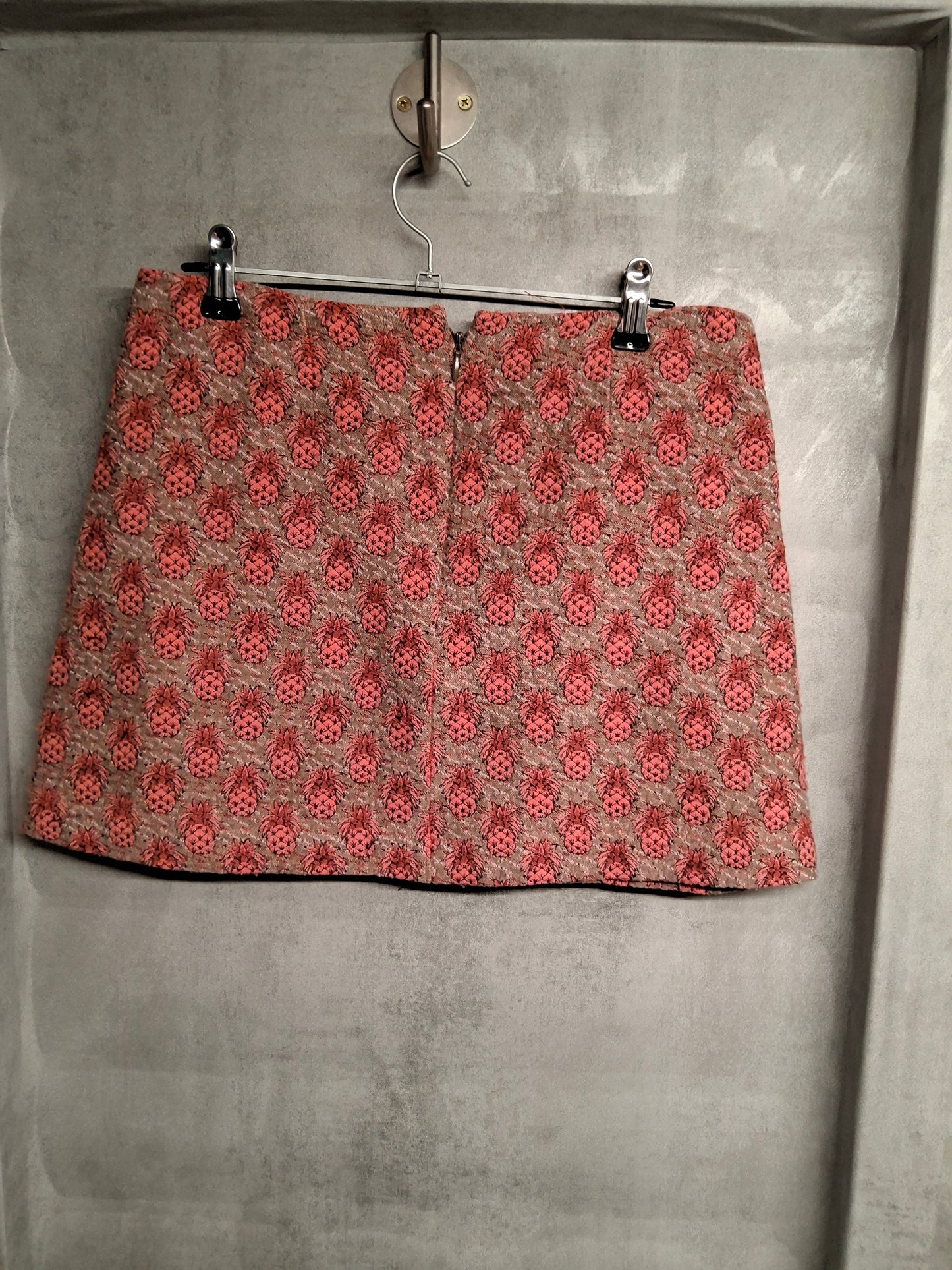 Cooperative Grey & Pink Pineapple Print Mini Skirt β Size S (UK size 6/8)