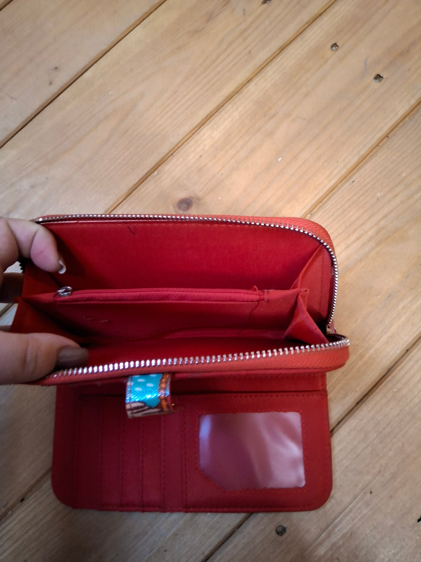 š¦ Red Owl Print Zip-Around Purse | Unbranded | Cute & Compact š¦