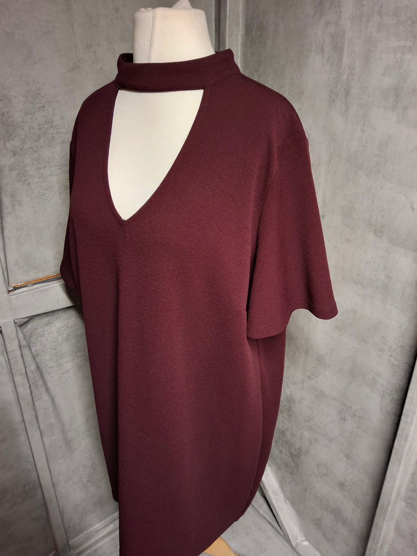 F&F Burgundy Choker Neck Tunic Dress – Size 20