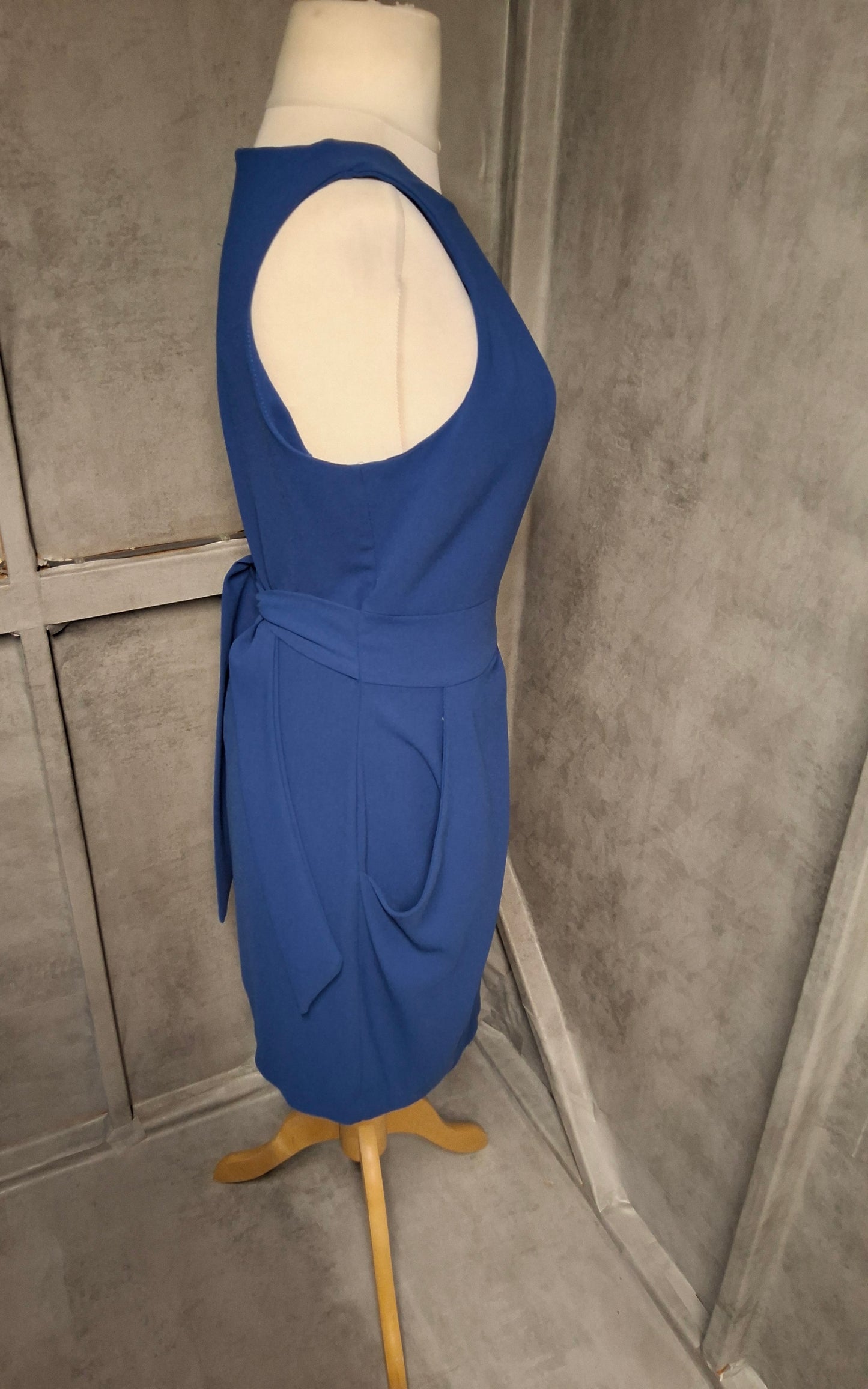 Closet London Royal Blue Belted Dress with Pockets โ Size 12 Occasion Ready