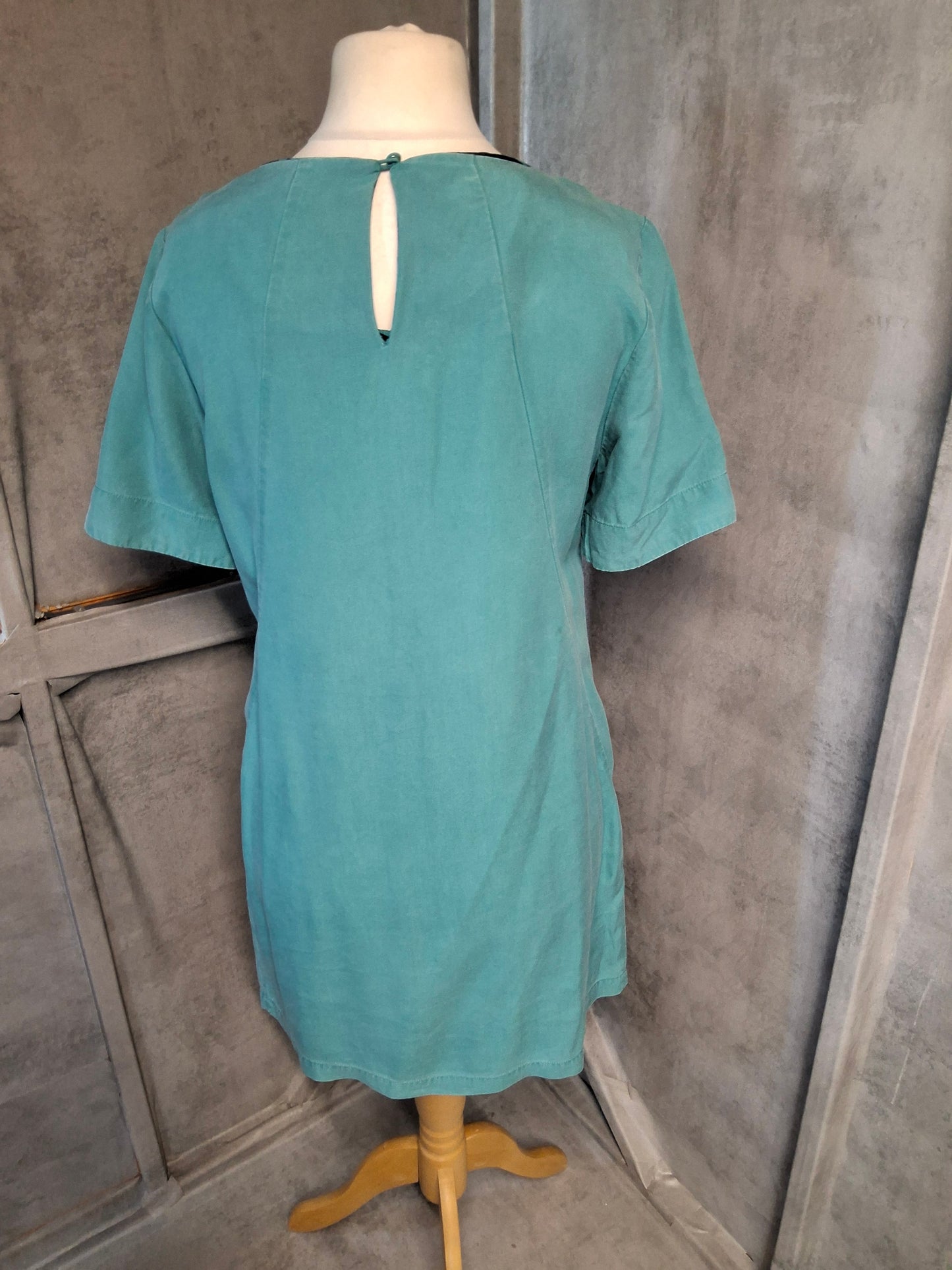 White Stuff Teal Green 100% Lyocell Dress – Size 10 – Soft, Stylish & Pocket-Perfect