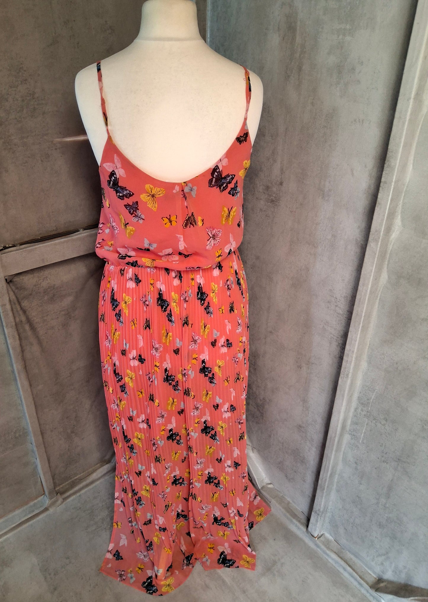 Oasis Butterfly Print Pleated Maxi Dress – Size 10
