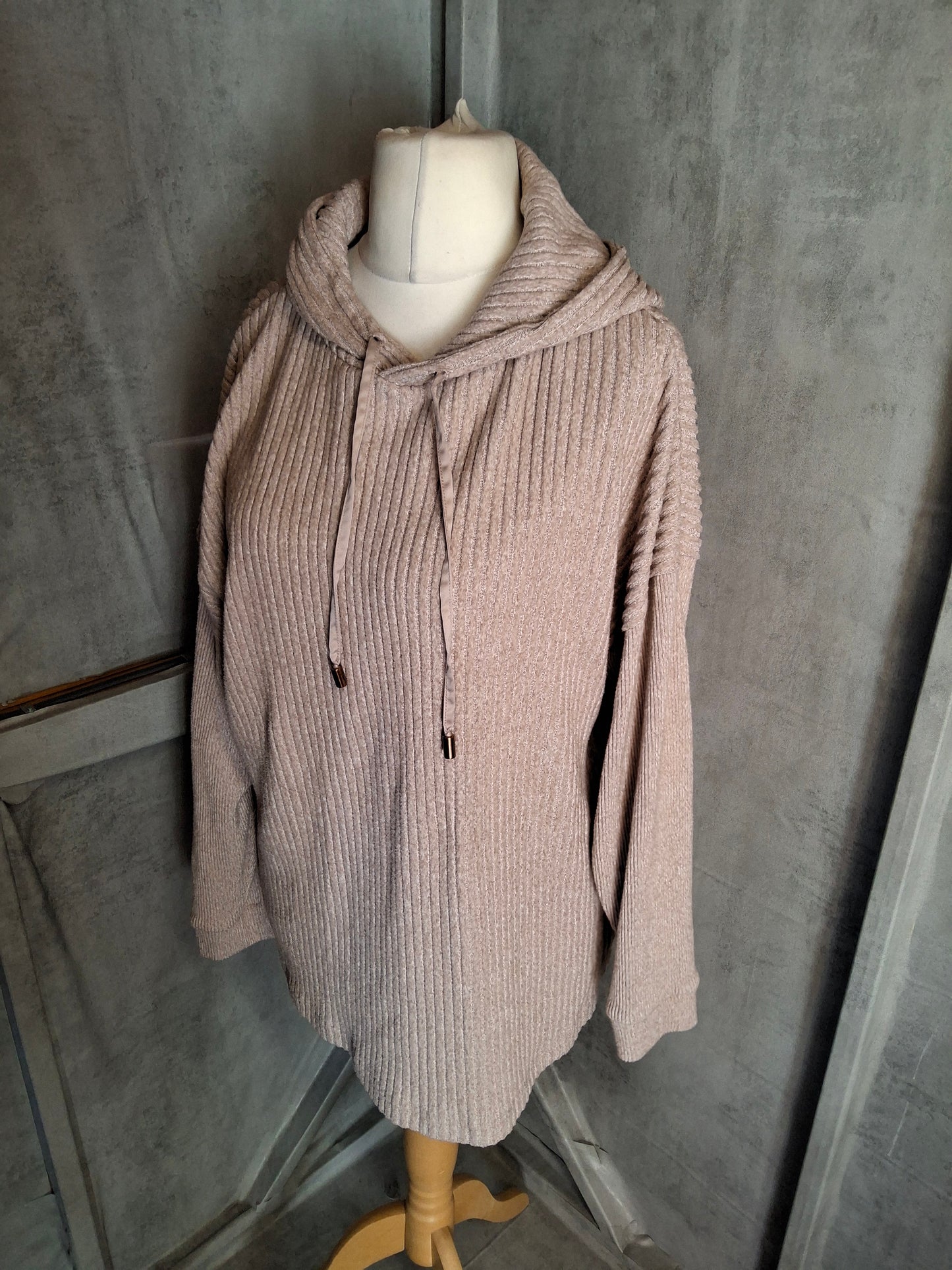 F&F Light Pink Ribbed Lounge Hoodie Jumper ā Size 16/18