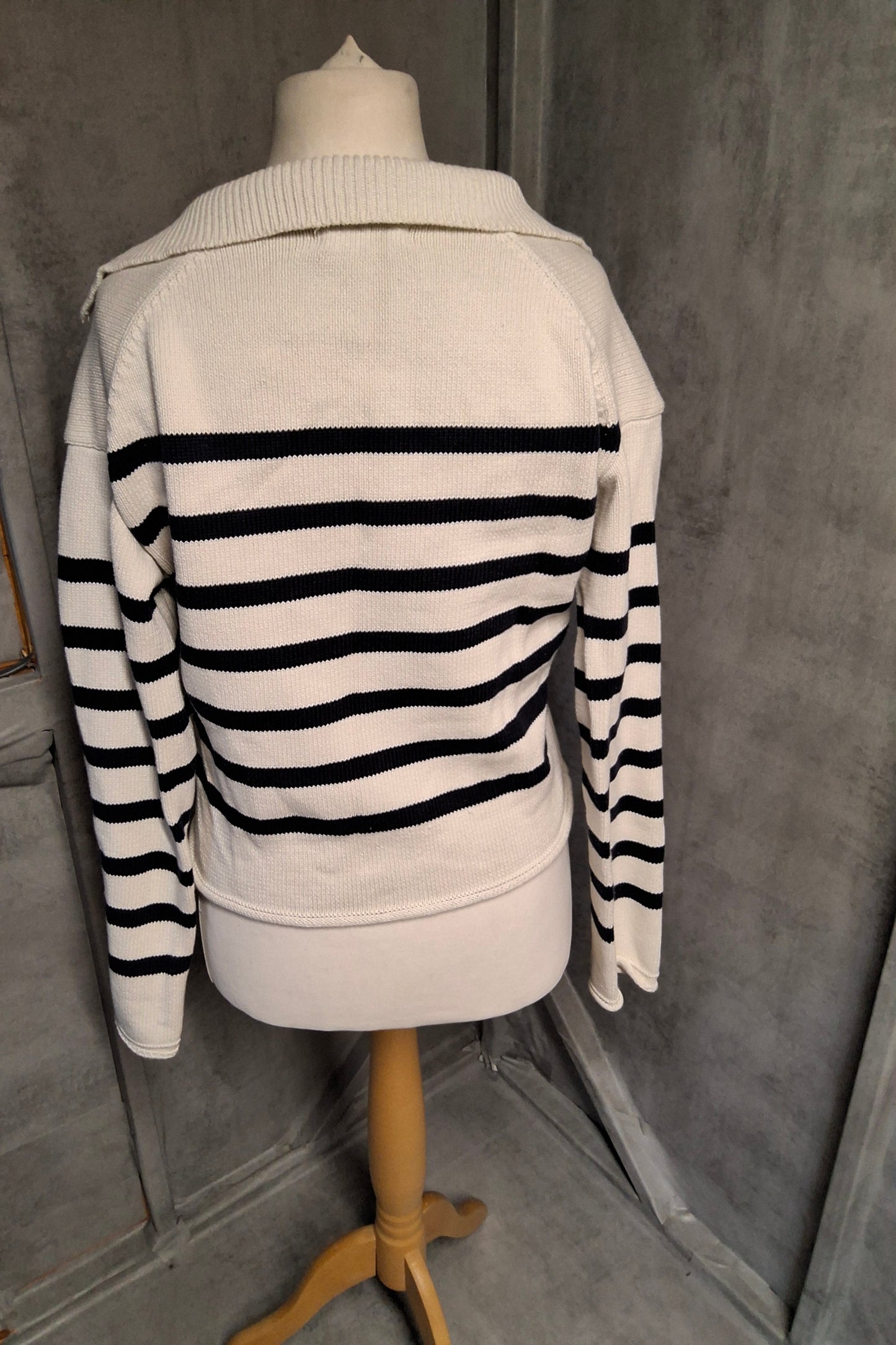 Primark White & Black Striped Cropped Cotton Jumper – Size 10/12