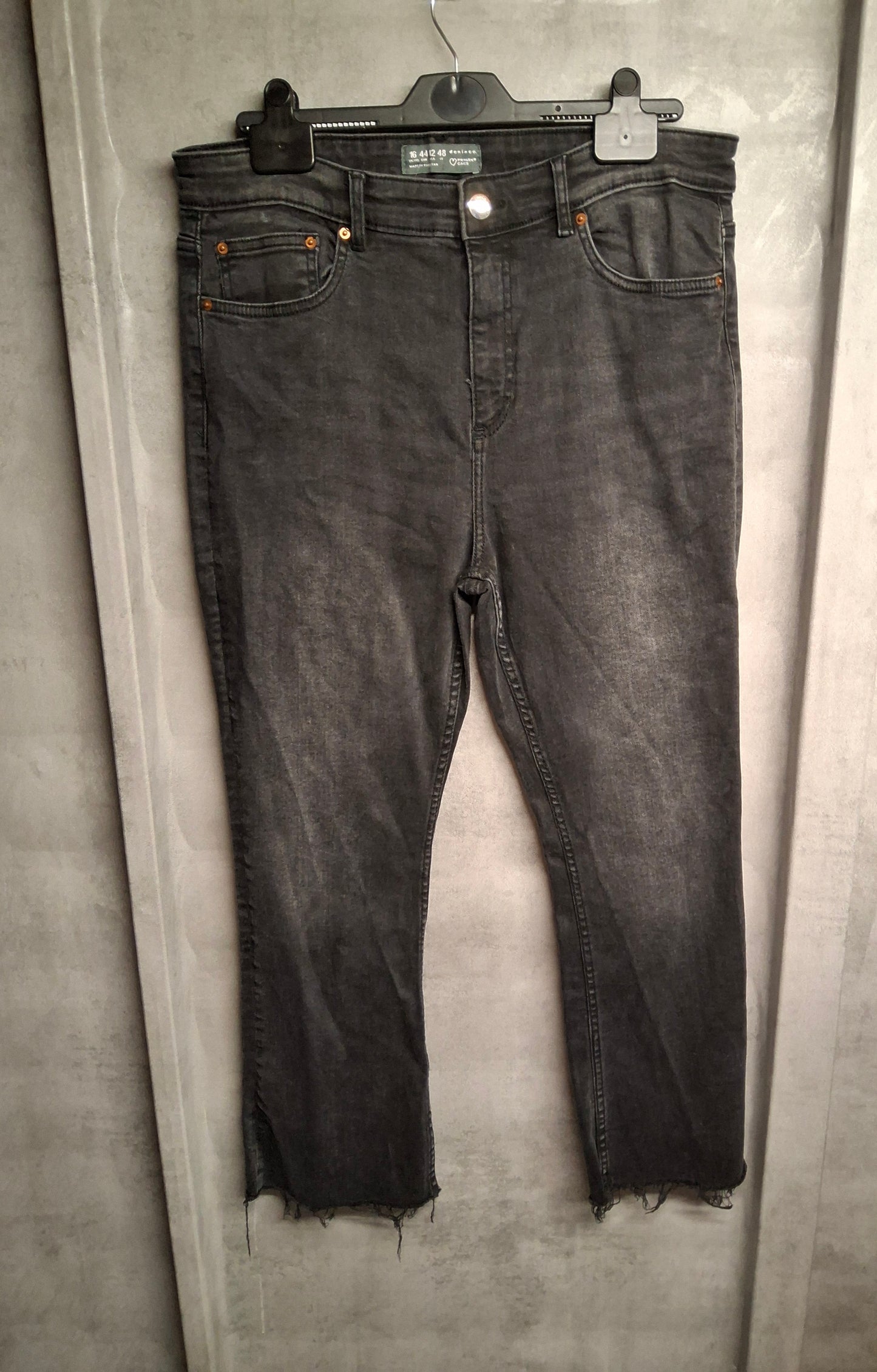 Primark Black Bootcut Jeans with Frayed Hems – Size 16