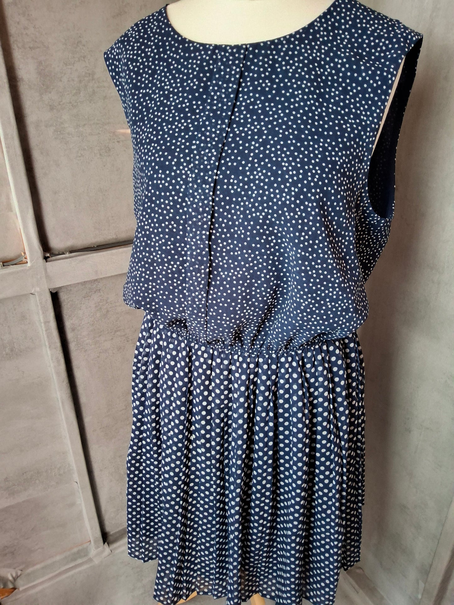 Peacocks Navy Polka Dot Dress β Size 16 β Floaty, Flattering & Lined π