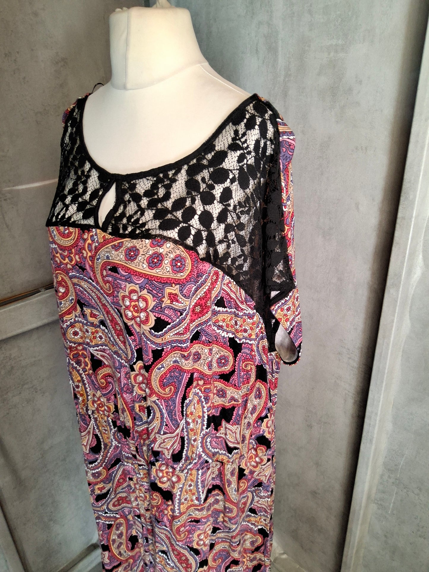 Simply Be Black Multicolour Paisley Midi Dress with Lace Detail – Size 28 – Viscose
