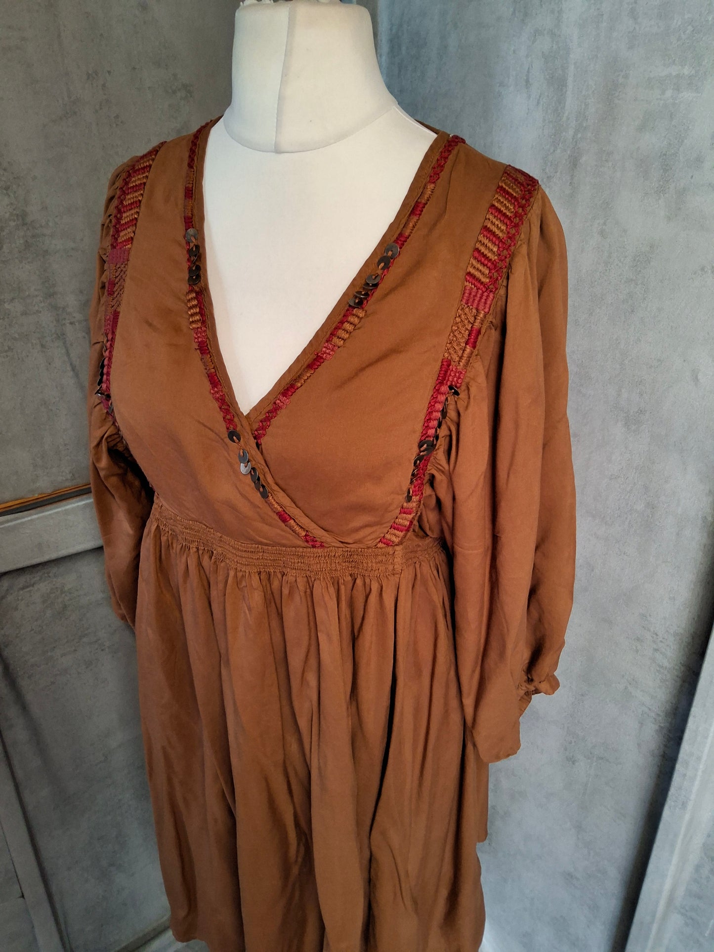 Monsoon Light Brown Embroidered Dress – Size 12 – 100% Viscose