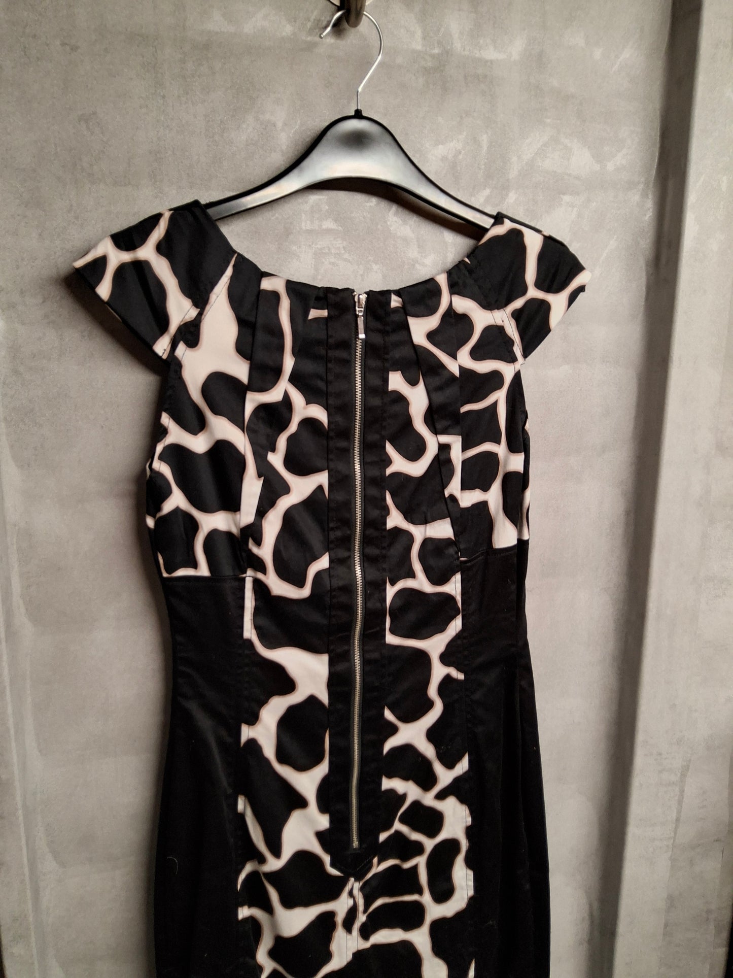 Et Vous Black & Beige Animal Print A-Line Dress β Size 8 β Cap Sleeves & Zip Back