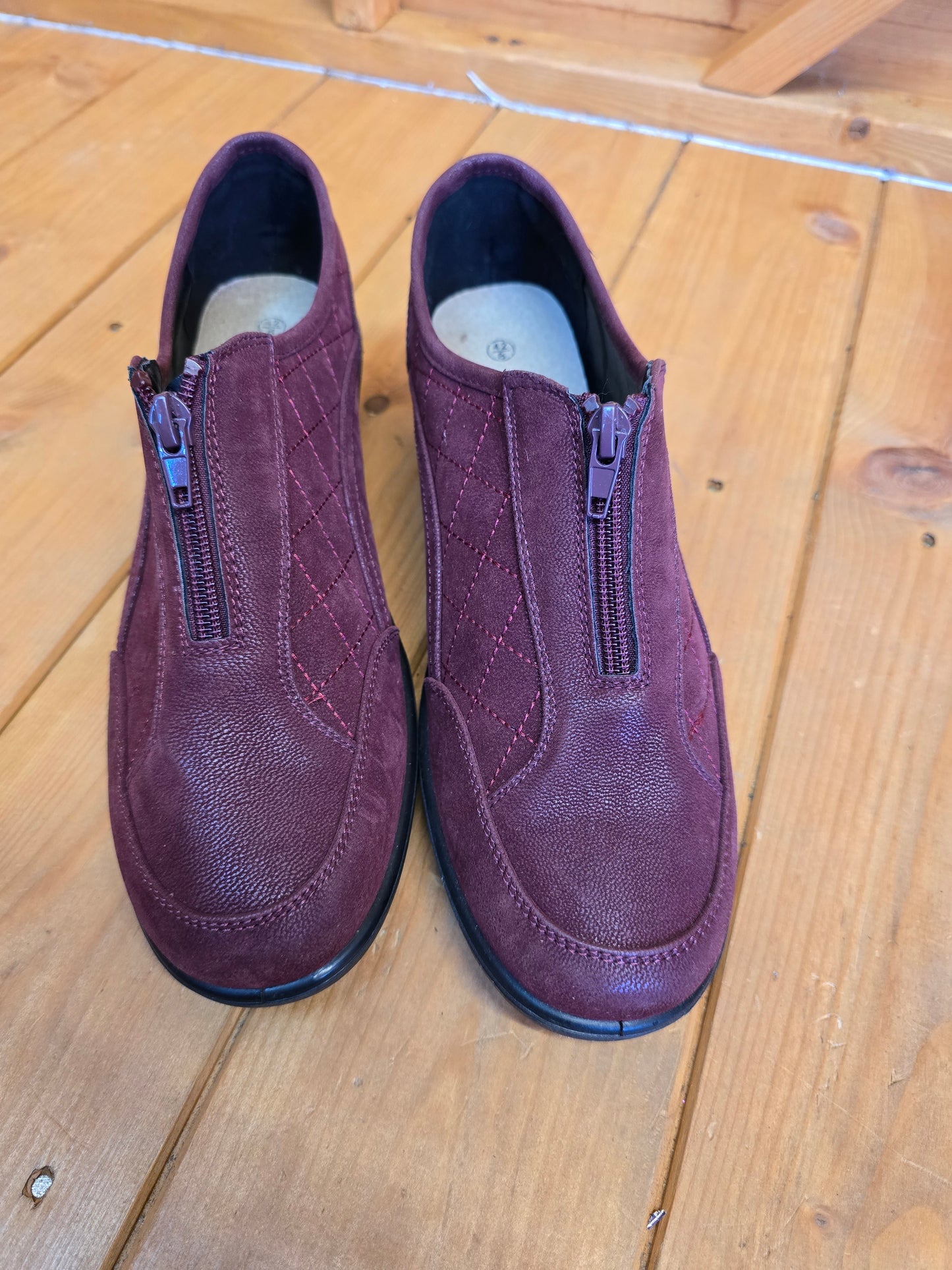 Damart Burgundy Zip-Up Wedge Comfort Shoes – Size 8