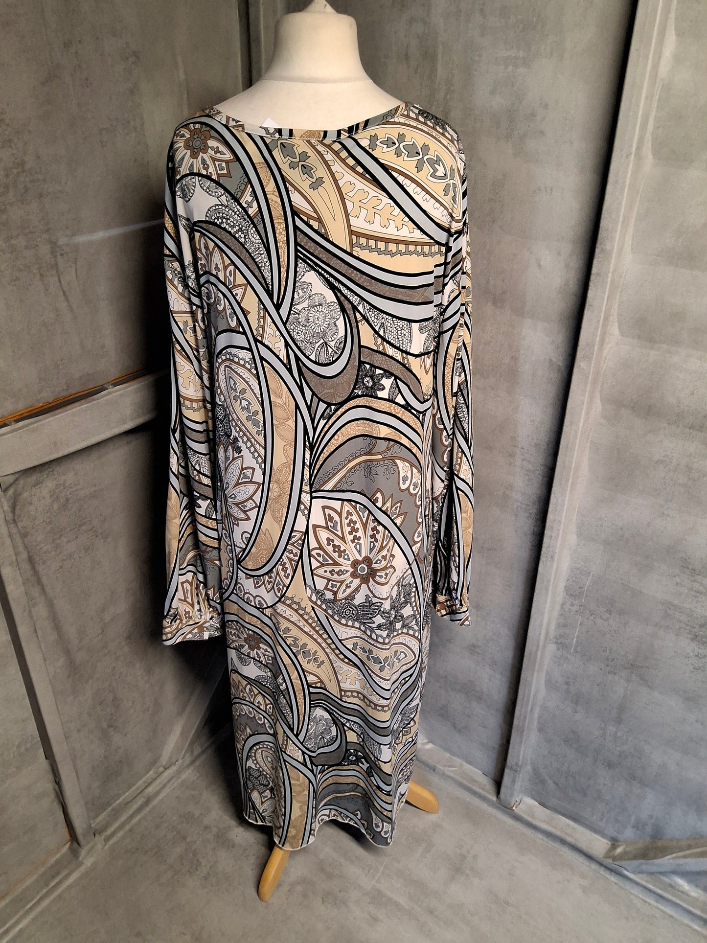 Fashion NY Multicoloured Wrap Midi Dress – Size 3XL (UK size 22/24) – Gem Detail