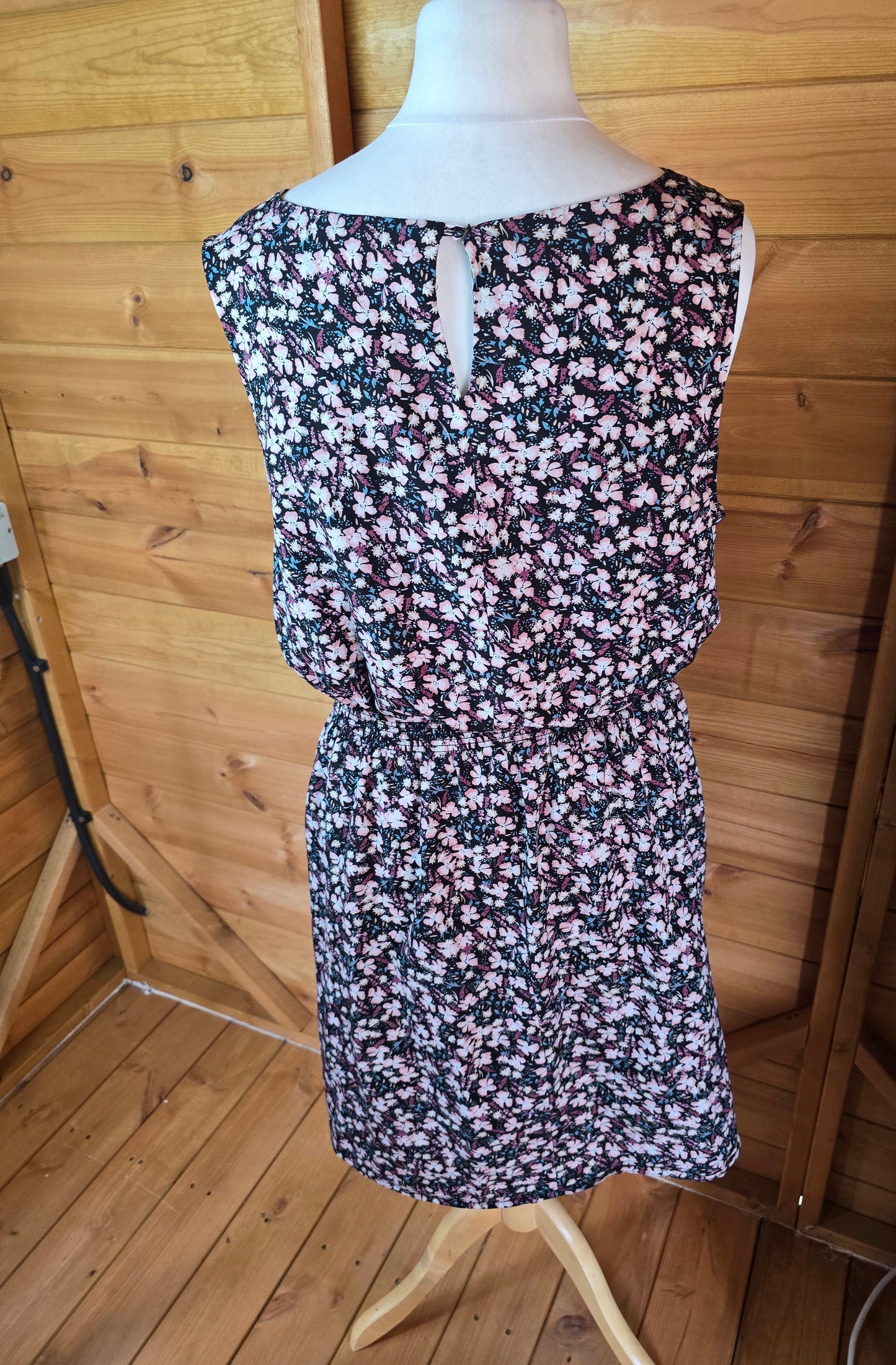 ๐ธ New Look Y2K Floral Knee-Length Dress โ Size 14 ๐ธ