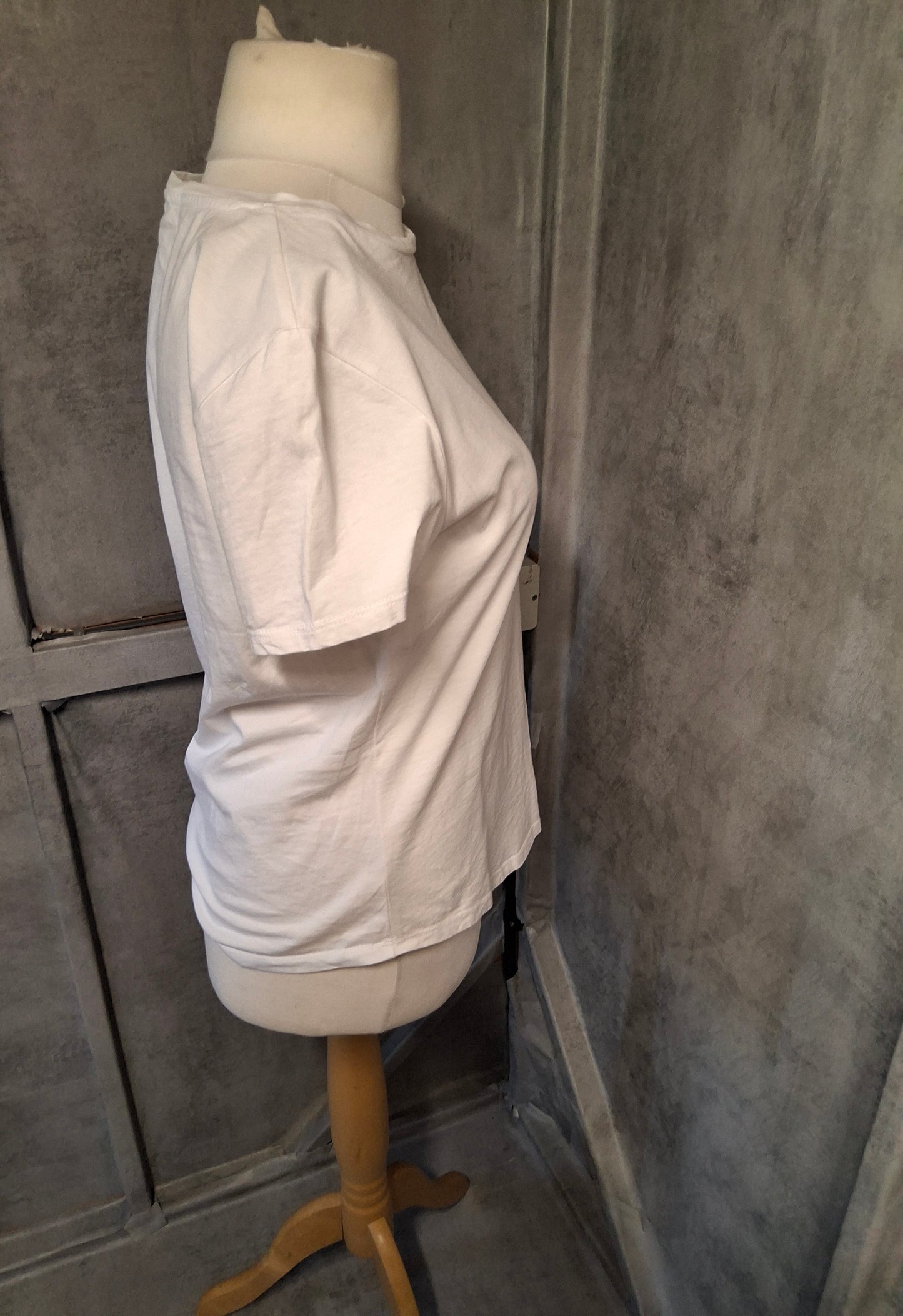 Classic White Cotton T-Shirt – George Size 10 🌟