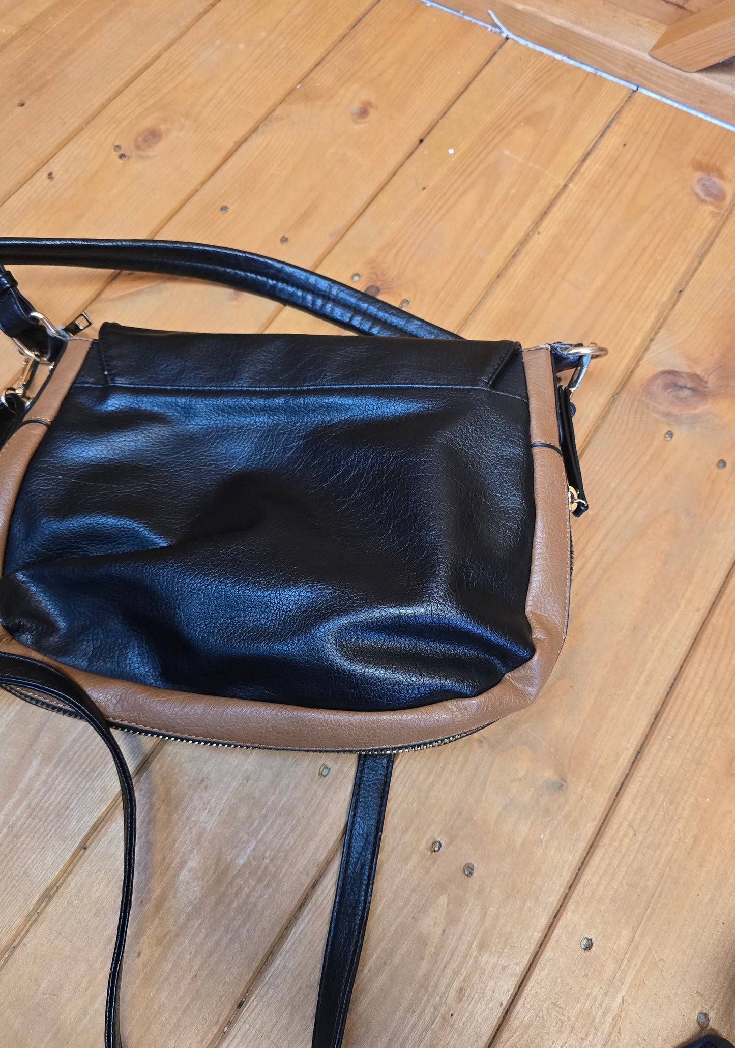 Oasis Black, Brown & Cream Faux Leather Shoulder Bag | Adjustable Strap | Expandable Zip | 36cm x 26cm