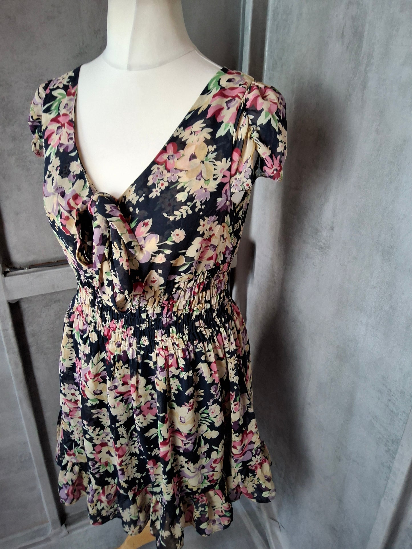 Y2K New Look Floral Flare Dress β Size 12 β Tie Front & Twirly Feels