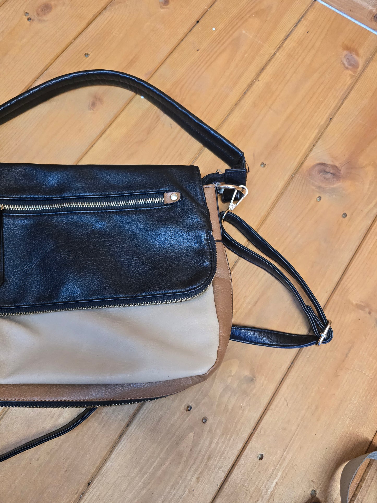 Oasis Black, Brown & Cream Faux Leather Shoulder Bag | Adjustable Strap | Expandable Zip | 36cm x 26cm