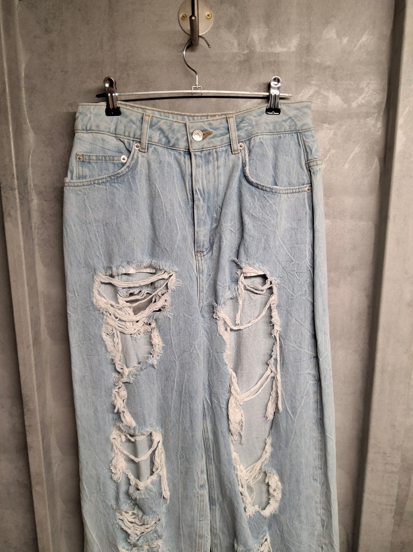 ASOS Light Blue Distressed Wide-Leg Jeans – Size 6/8 – 90s Grunge Cool