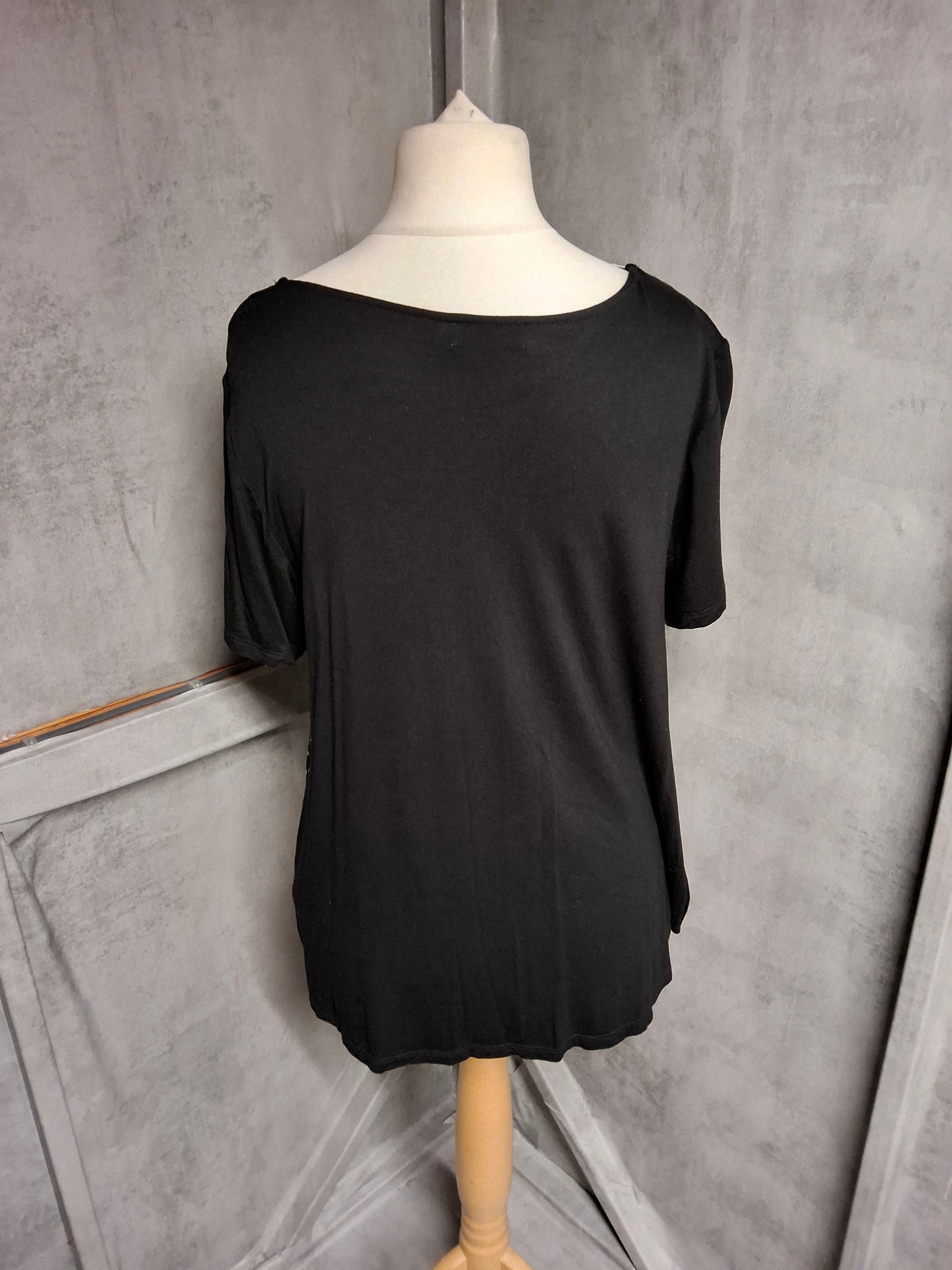 Joseph A Black Spot Print Tie-Front Top ā Size M (UK size 12ā14) ā Effortless Style