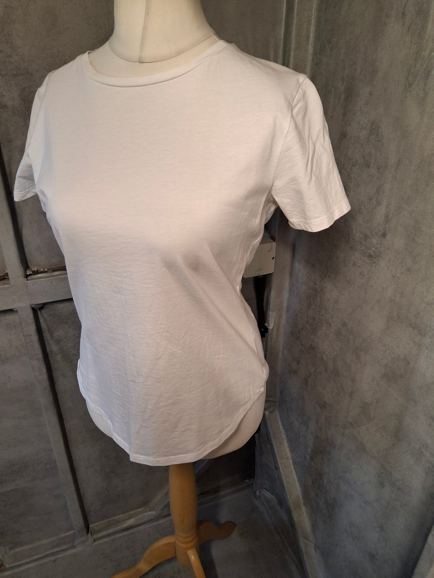 Classic White Cotton T-Shirt – George Size 10 🌟