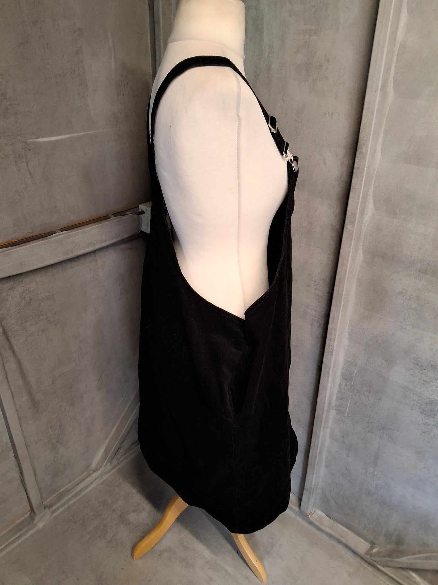 Tu Black Cord Pinafore Dress – Size 20 – Effortlessly Layerable