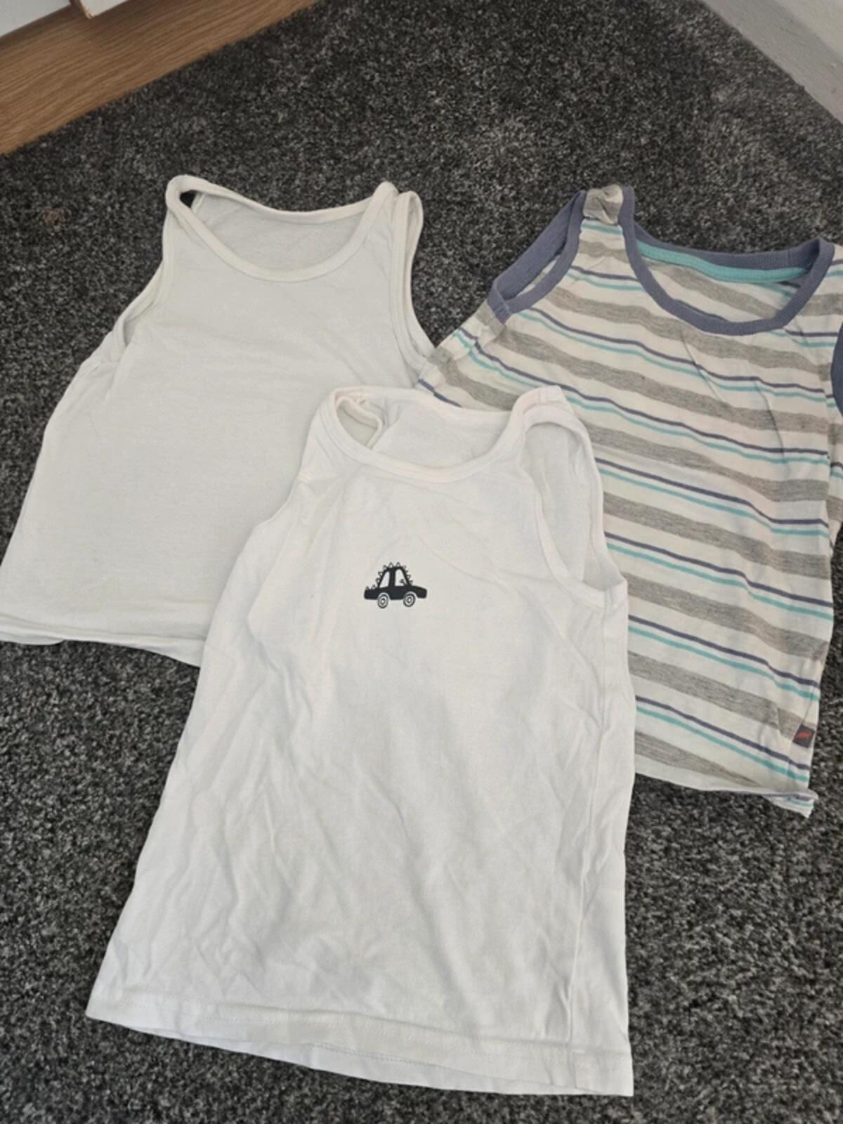 Bundle of 3 Boys White and Grey Vests Age 3-4 Years