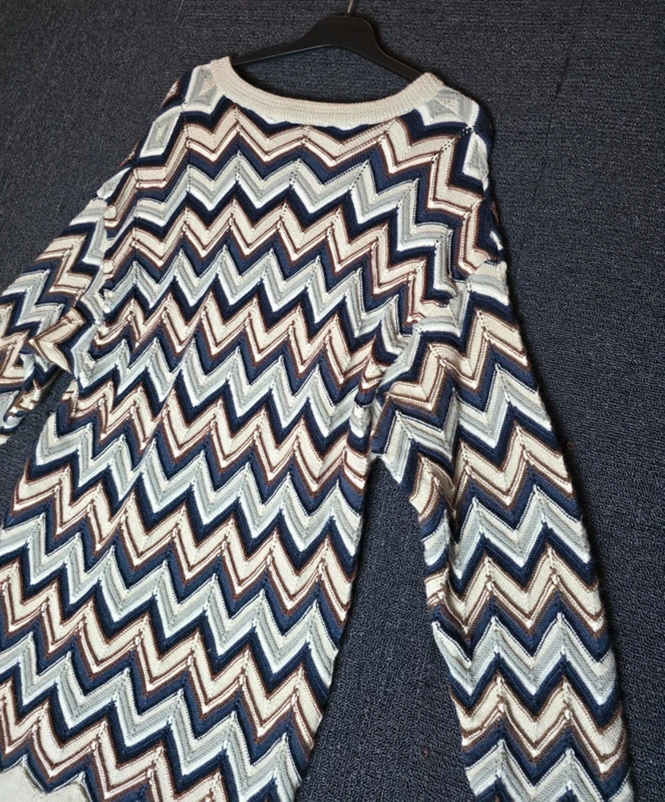 Robert Banks Jumper Beige,Brown & Navy Long Length Chevron Vintage 80s 90s