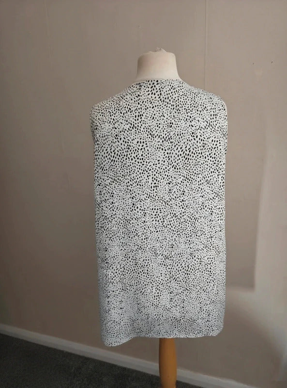 George White & Black Patterned V-Neck Sleeveless Vest Top Size 12