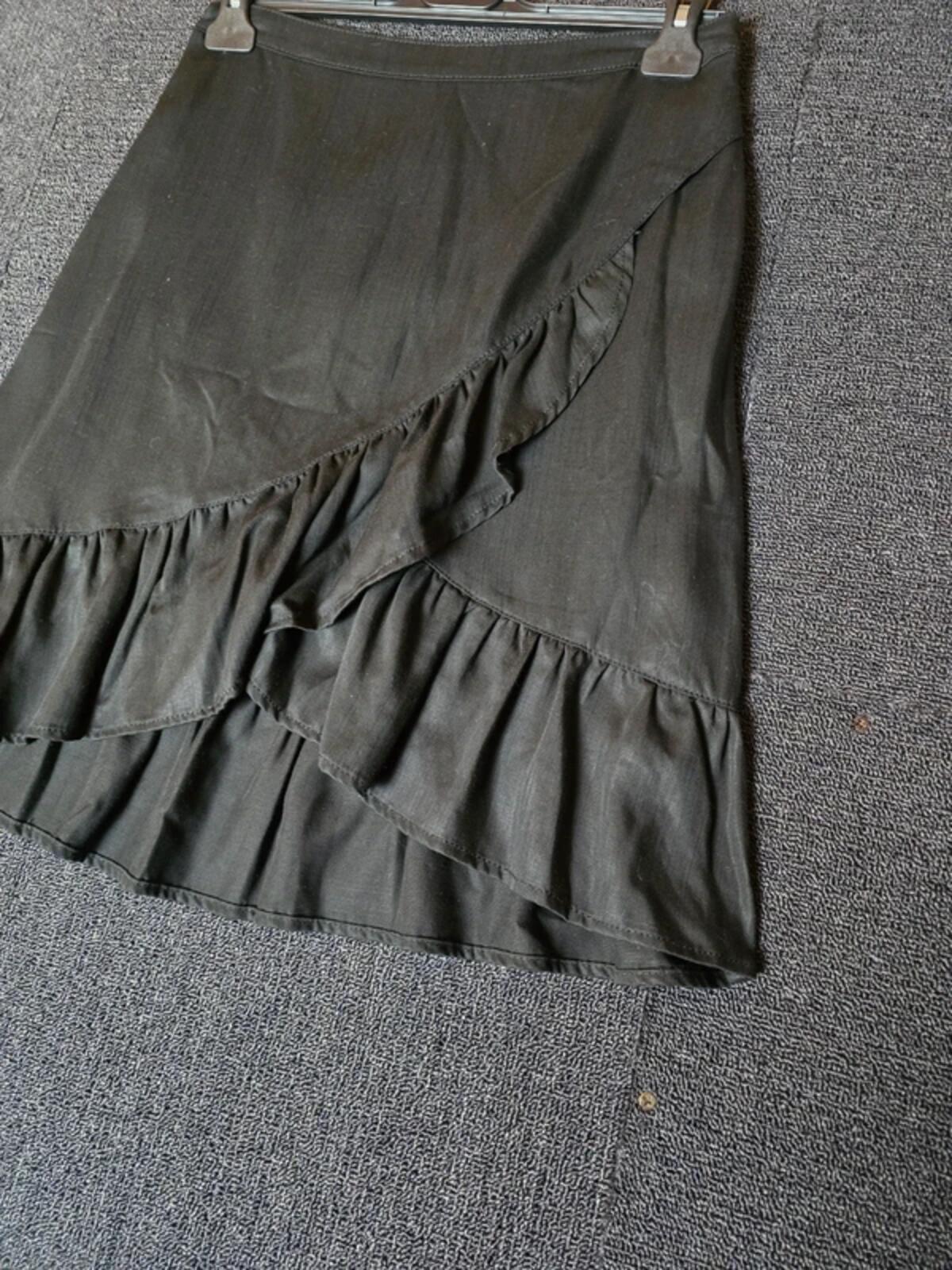 Next black frilly wrap mini skirt size 8 NWT Lyocell