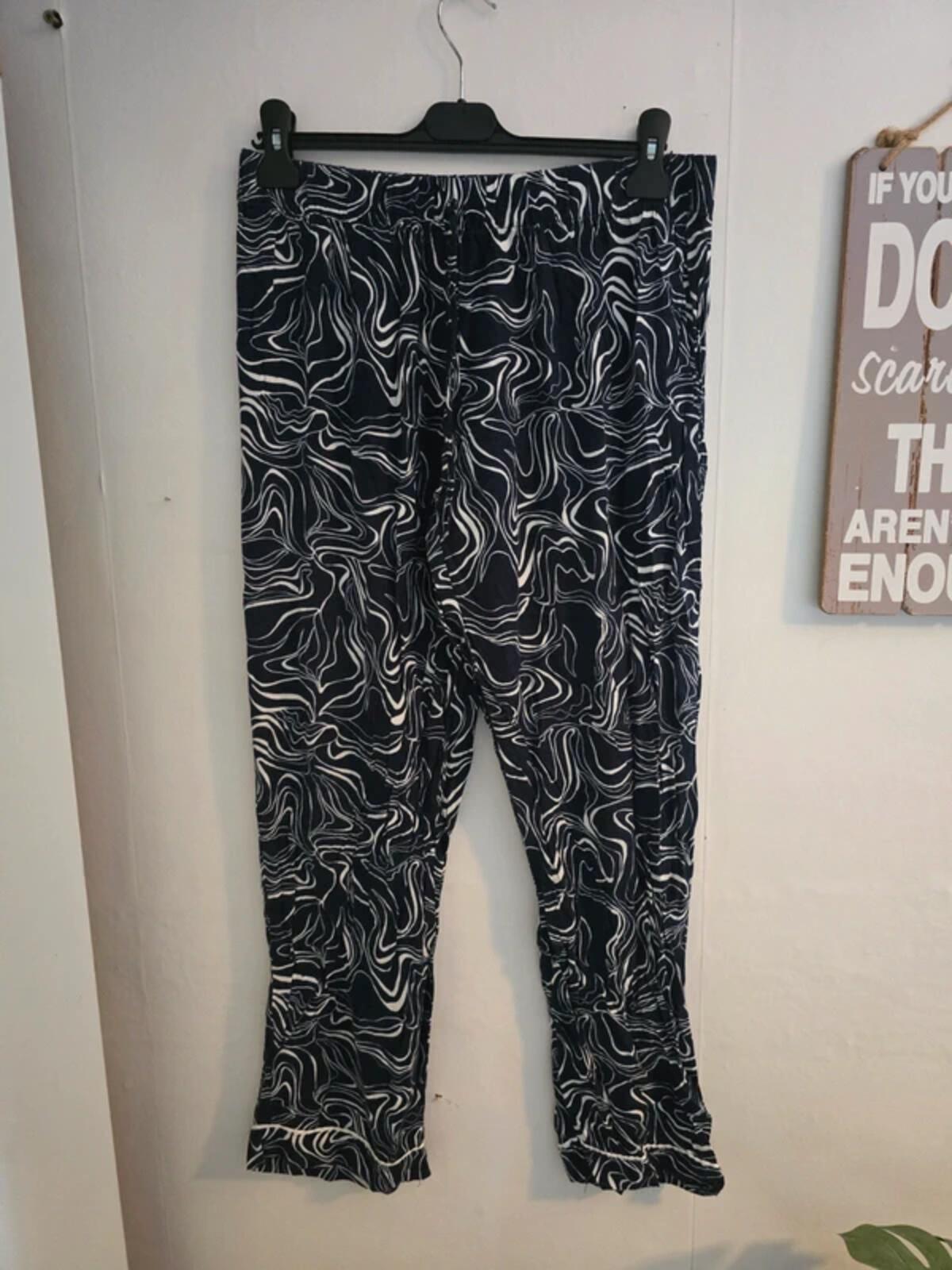 Primark Ladies Navy & White Patterned Viscose Trousers Size 12-14
