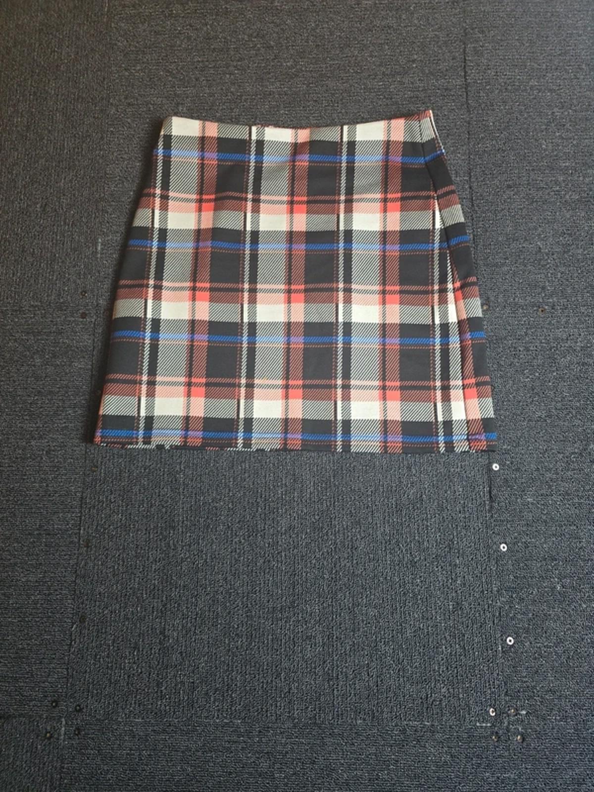 M&S Checked Mini Skirt Black Red Grey Size 10 Stretch Bodycon Everyday Wear