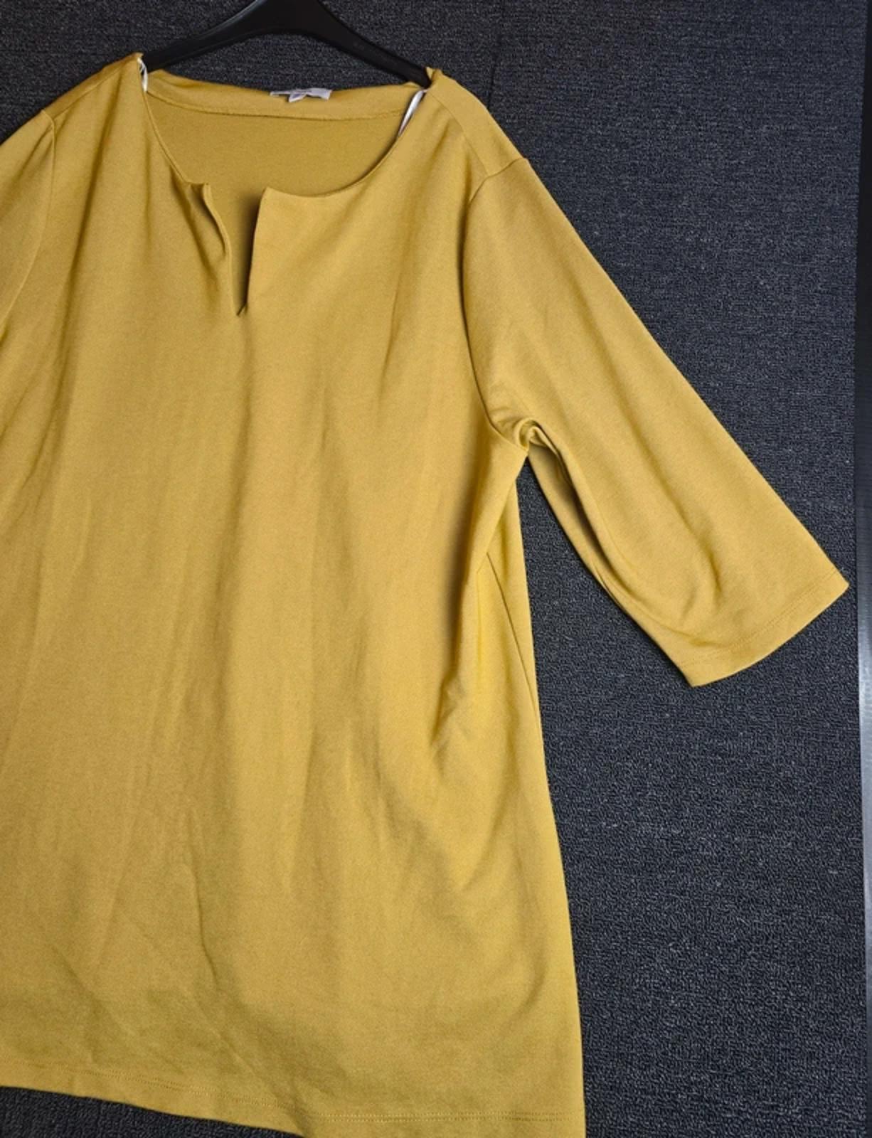 Elanza Mustard Yellow Tunic Top Size 18/20 Oversized V Neck 3/4 Sleeve