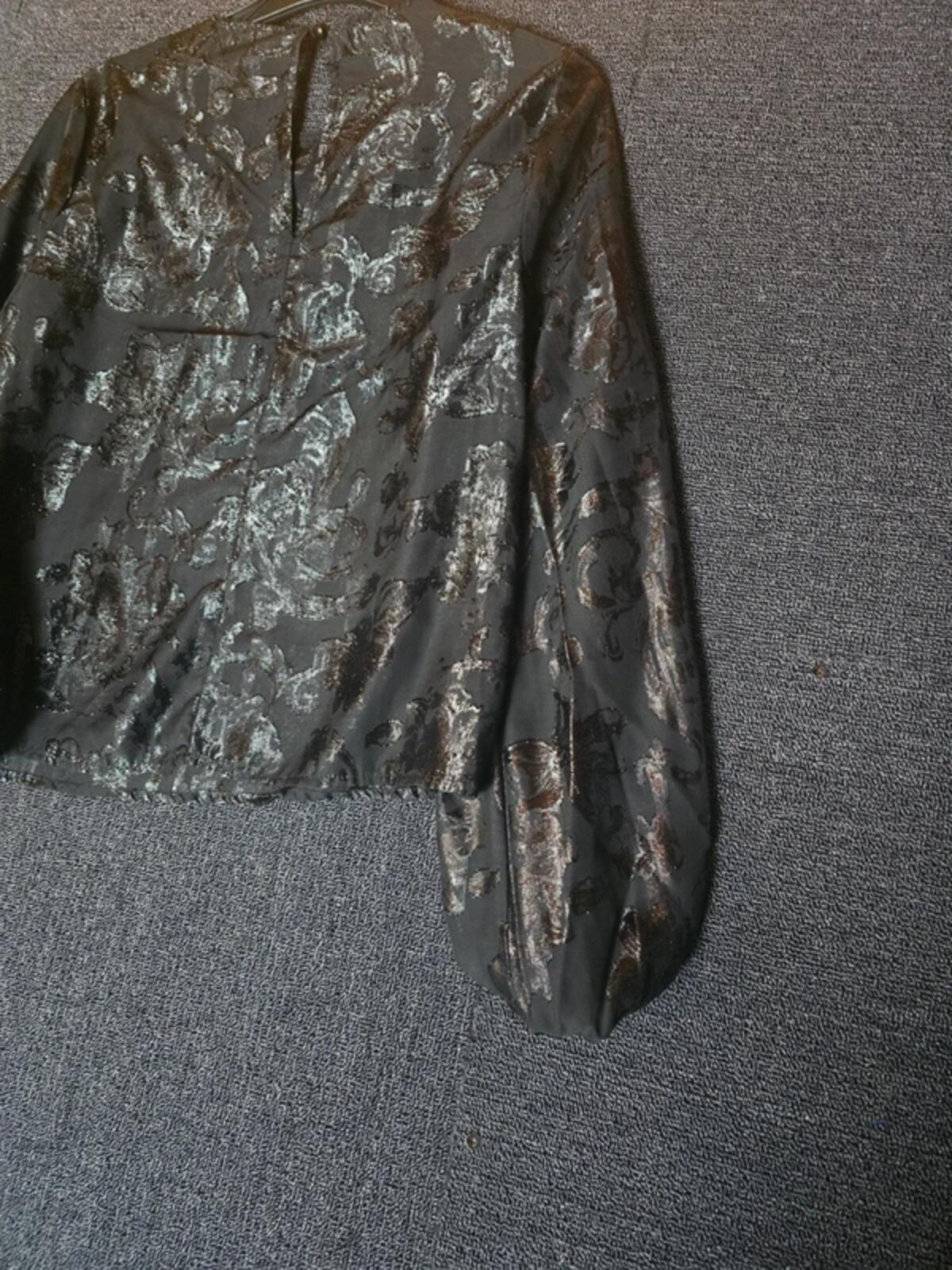 Sparkly Primark Floral Blouse  Size 8 - Sheer & Glittery
