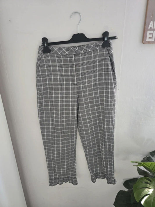 Topshop Grey and White Checked High Waisted Cropped Trousers Size 8
