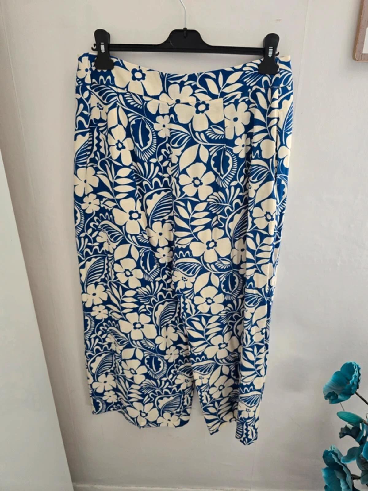 Tu Blue & White Floral 2-Piece Co-Ord Outfit Size 14 Reg