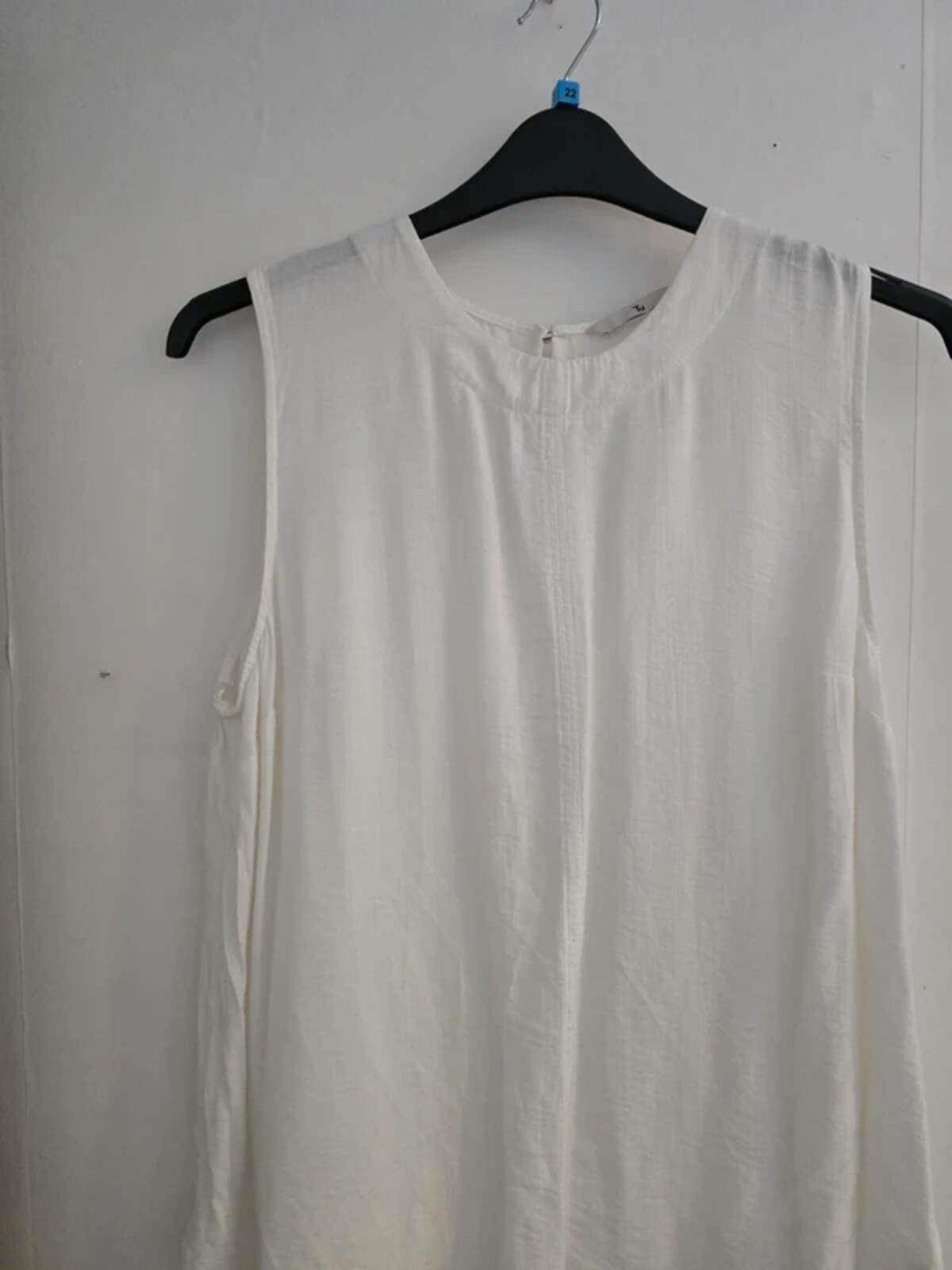 Tu Ladies White Longline Sleeveless Vest Top Size 16