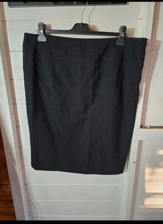 E-vie Collection black A-line knee length work skirt size 16