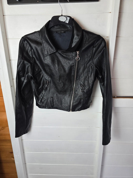 I saw it first black faux leather cropped jacket size small 8