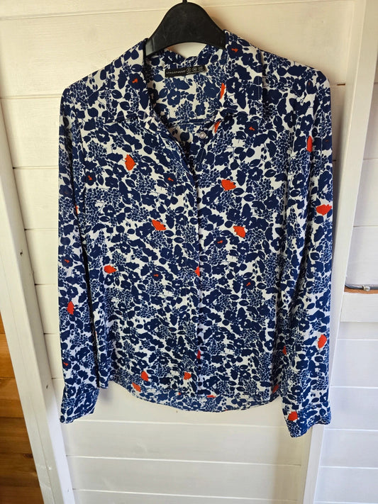 Ladie's Primark blue & white floral long sleeved blouse size 8