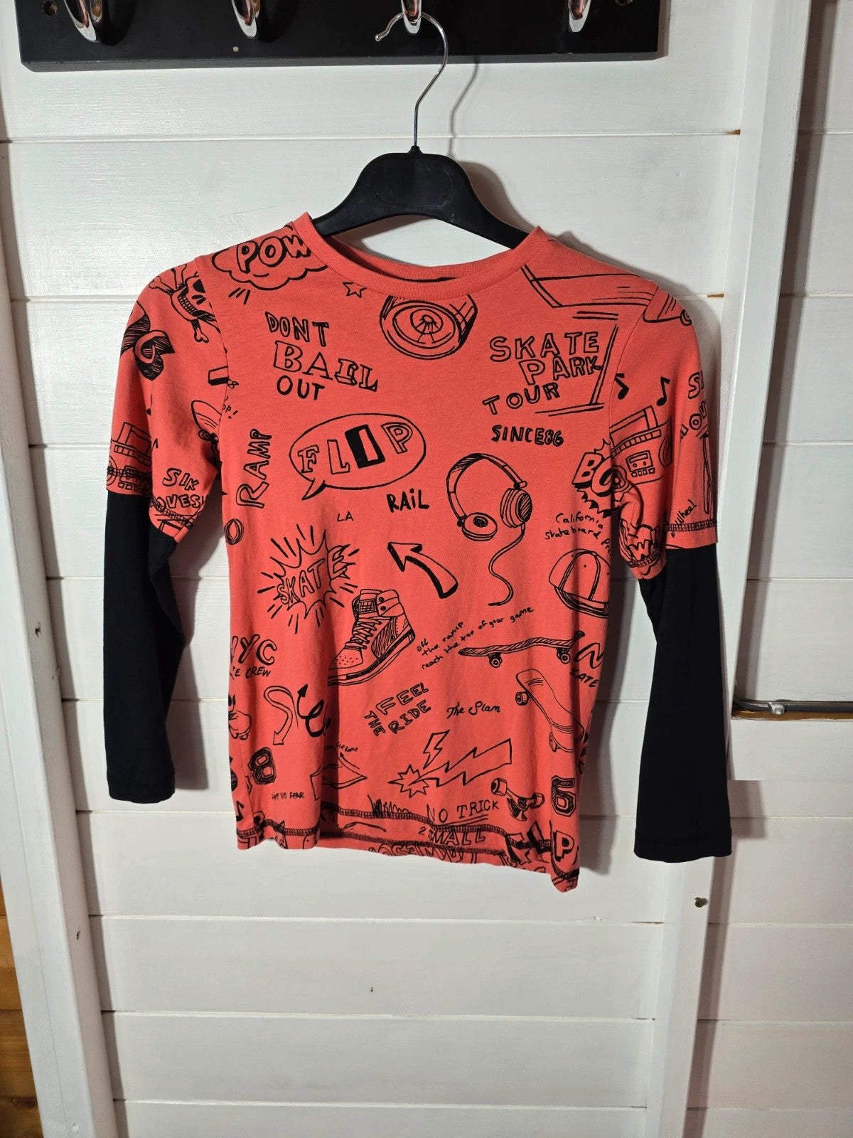 F&F coral orange & black long sleeved t-shirt 7-8years