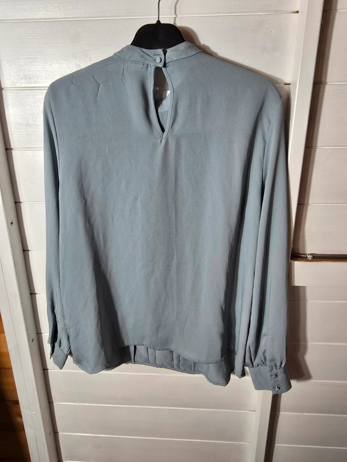 H&M blue pleated long sleeved blouse size Med