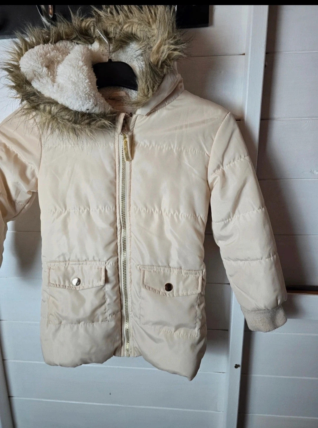 Mfp cream padded faux fur hooded coat age 4-5years