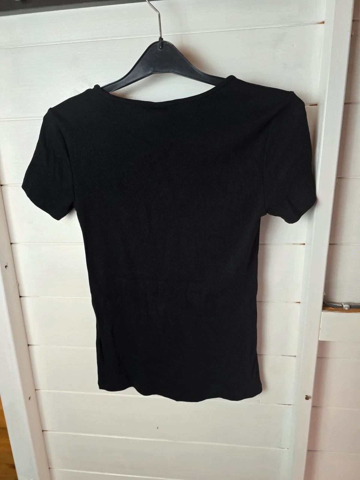 H&M black short sleeved tshirt size Med