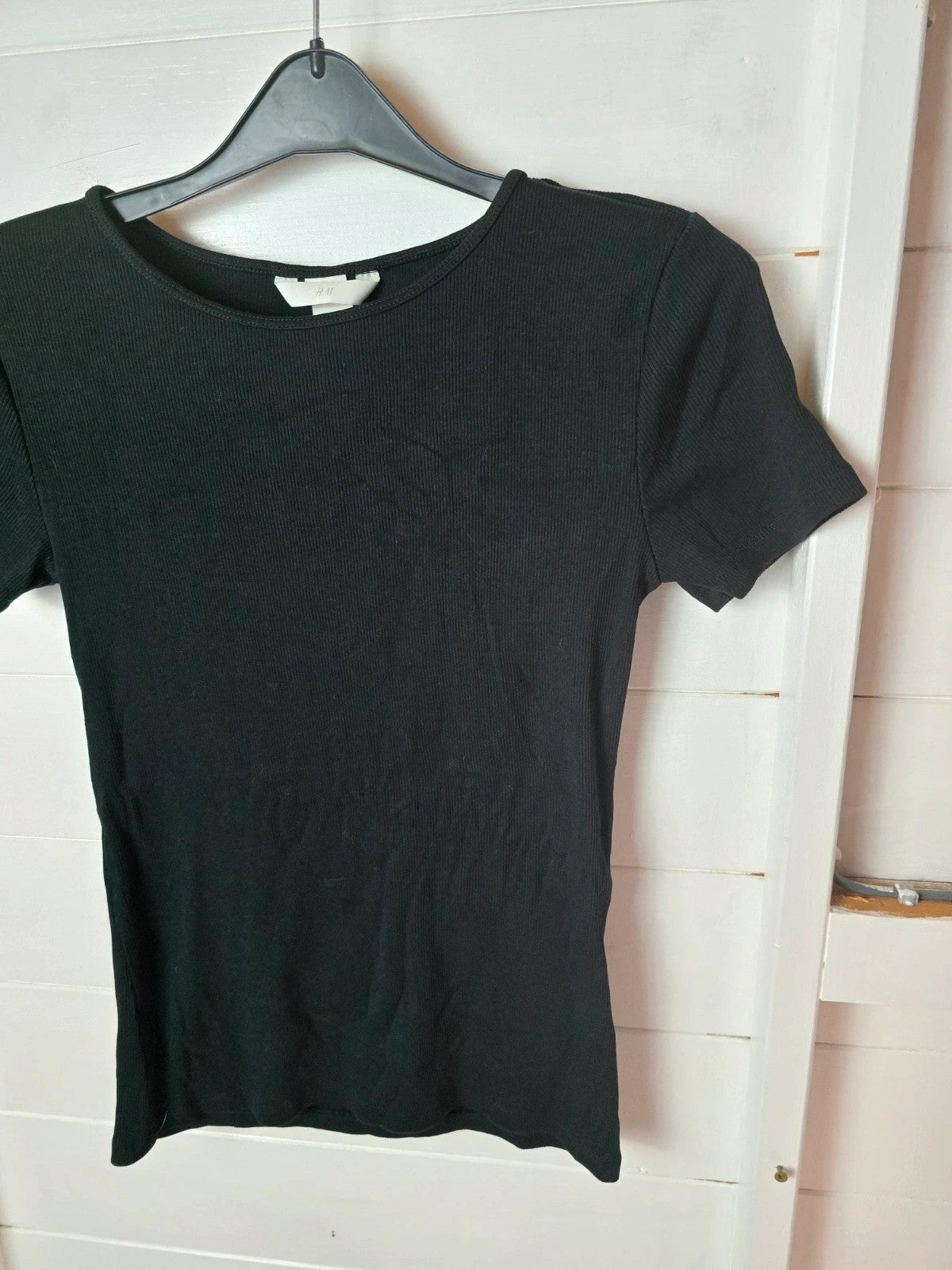 H&M black short sleeved tshirt size Med