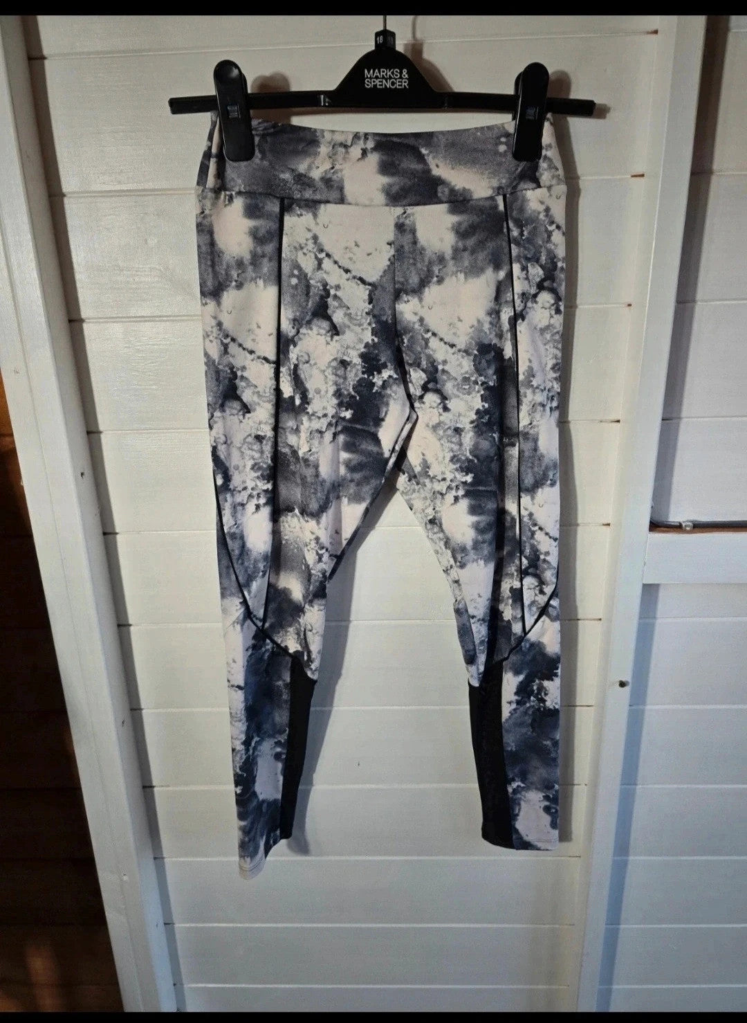 Zara grey & white marble design 3/4 gym leggings size 10