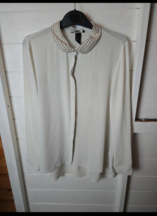 H&M cream long sleeved blouse size 12