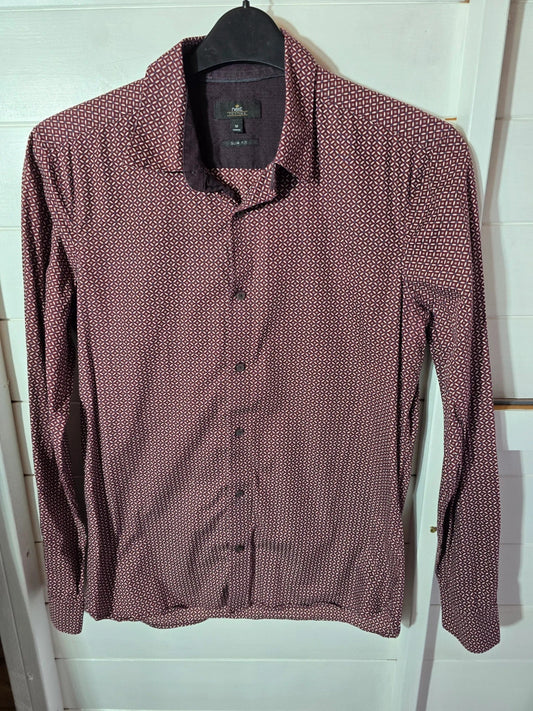 Mens Next burgundy patterned slim fit long sleeved shirt size Med