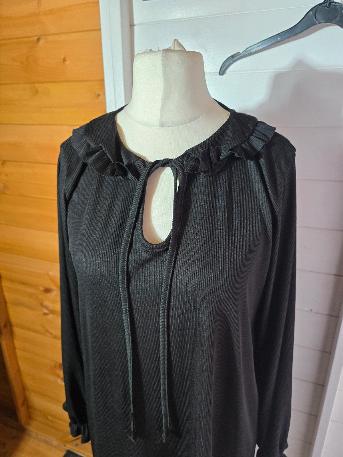 Boohoo black frilly long sleeved tunic dress size 12