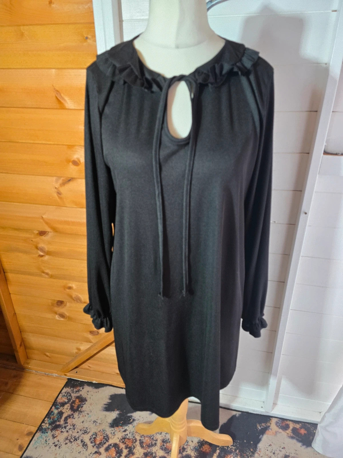 Boohoo black frilly long sleeved tunic dress size 12