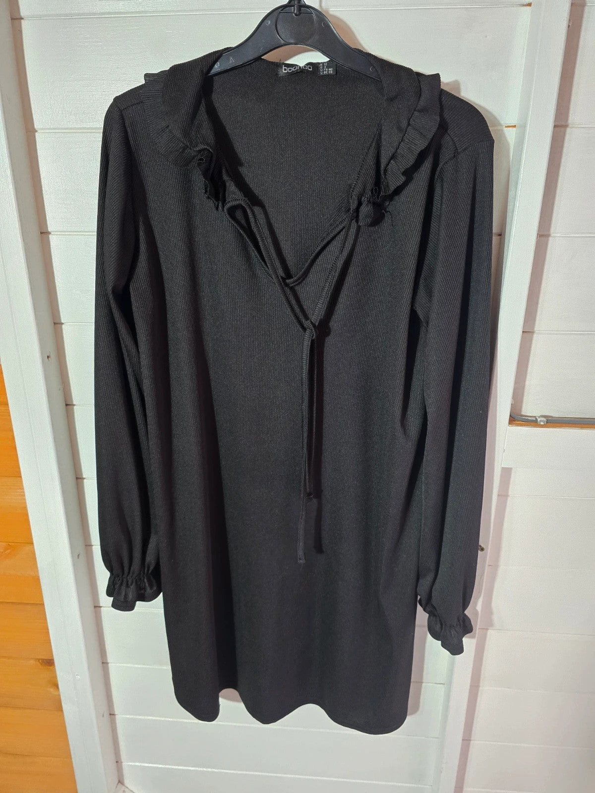 Boohoo black frilly long sleeved tunic dress size 12