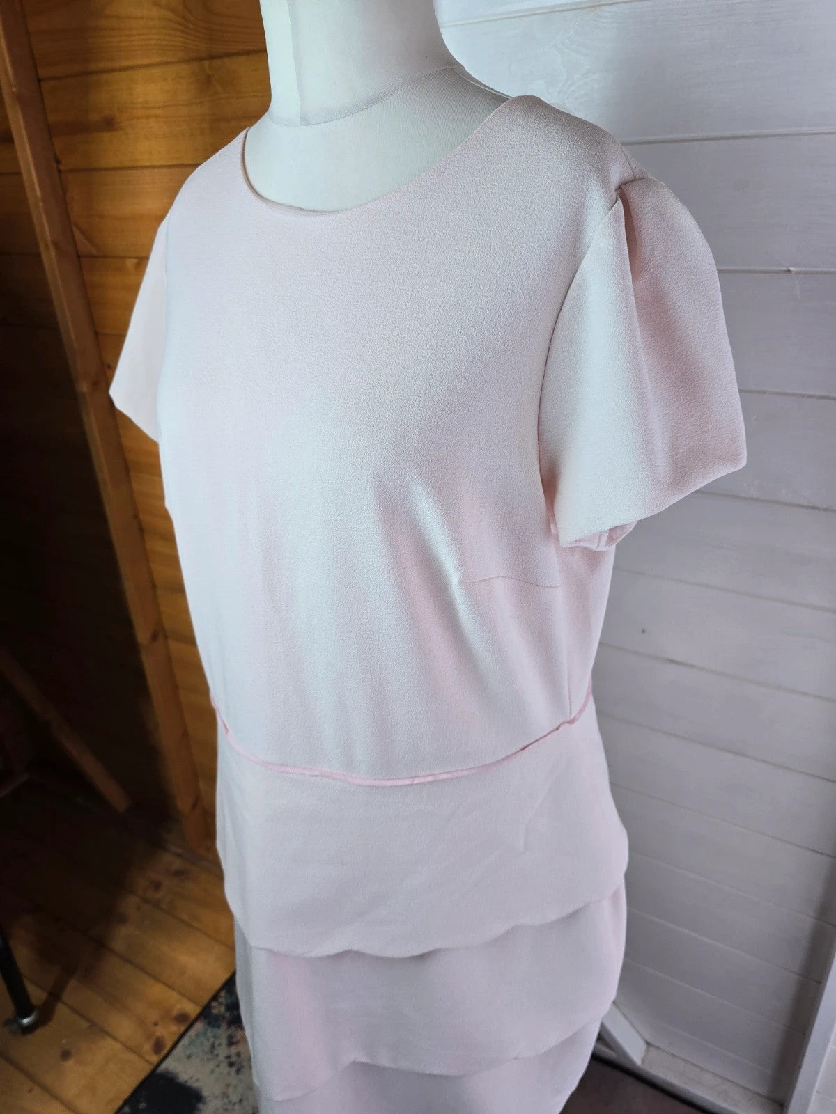 Very cream & pink Aline short sleeved frilly dress size 18